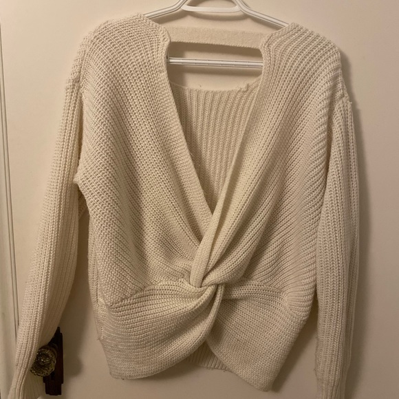 Knitted sweater, open back - Picture 3 of 4